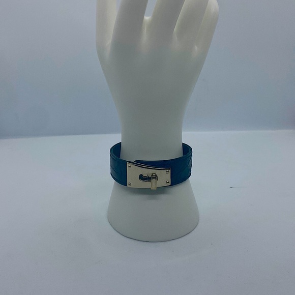 GUCCI - Picture 4 of 15